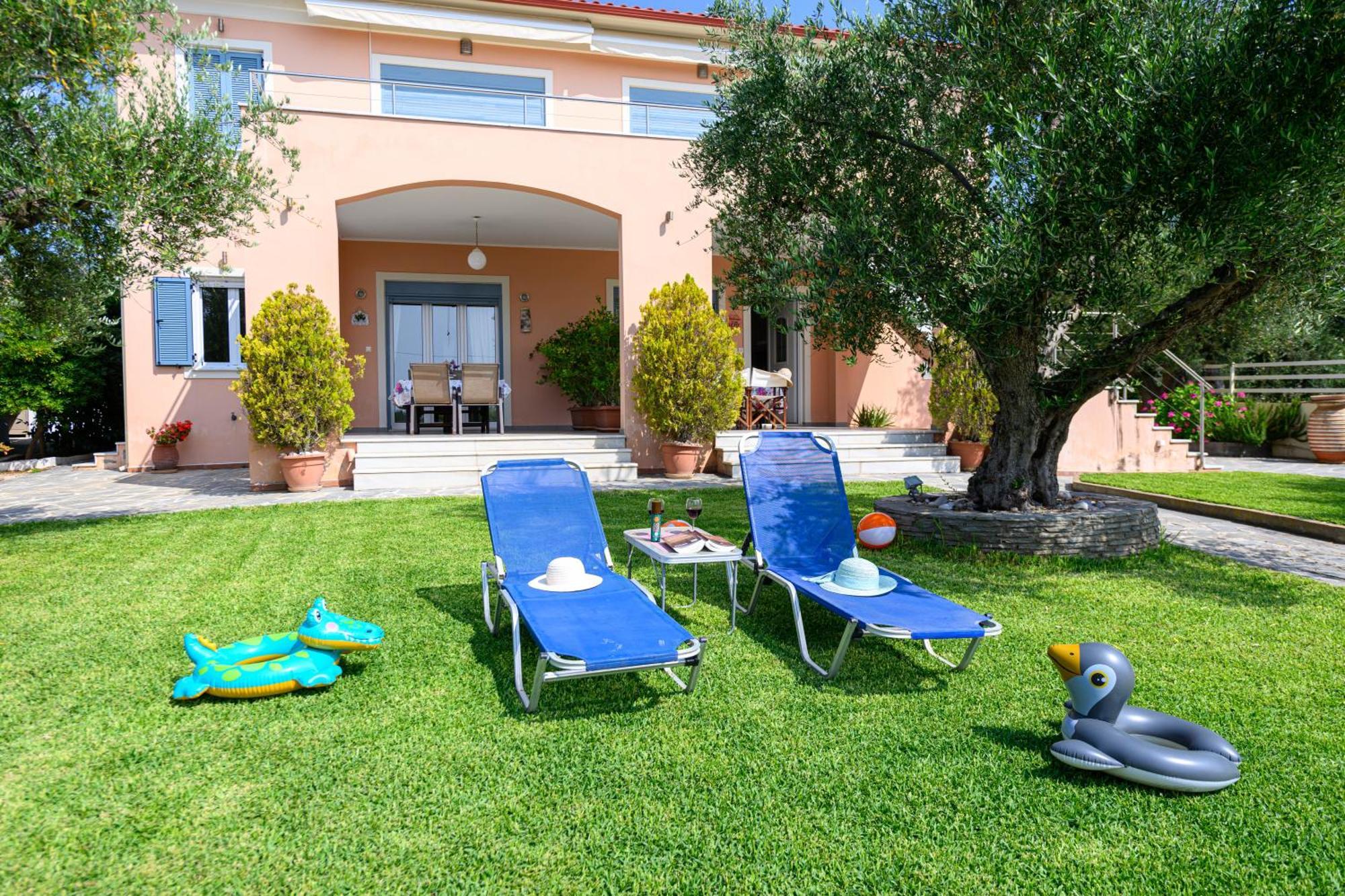 Pavlina's 1 Holiday home Chrani